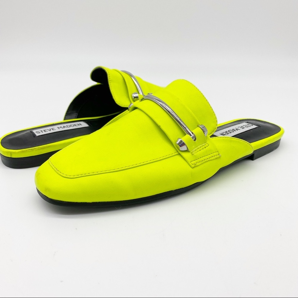 Steve Madden Kite Neon Horse Bit Mule 7.5